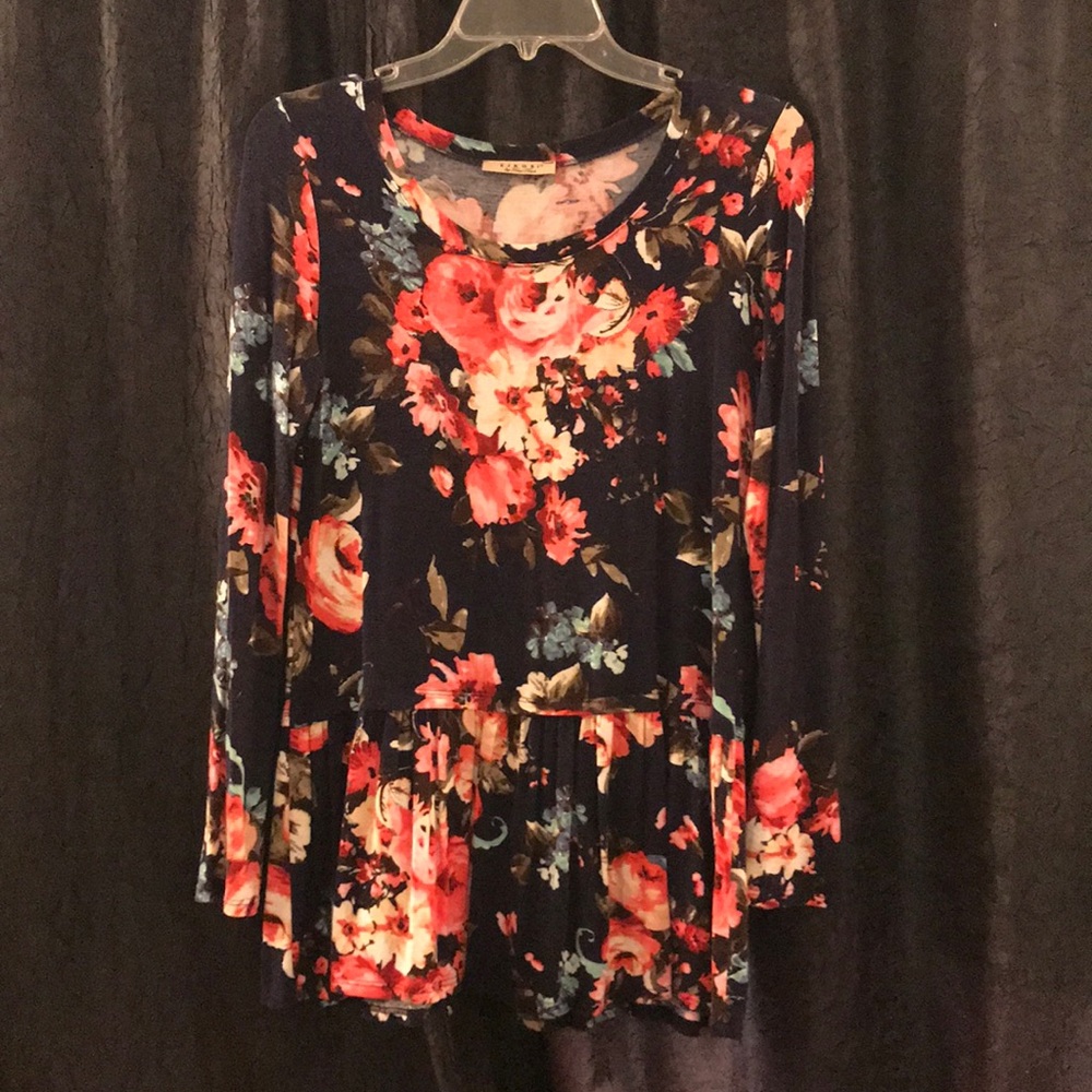 Women’s floral tunic